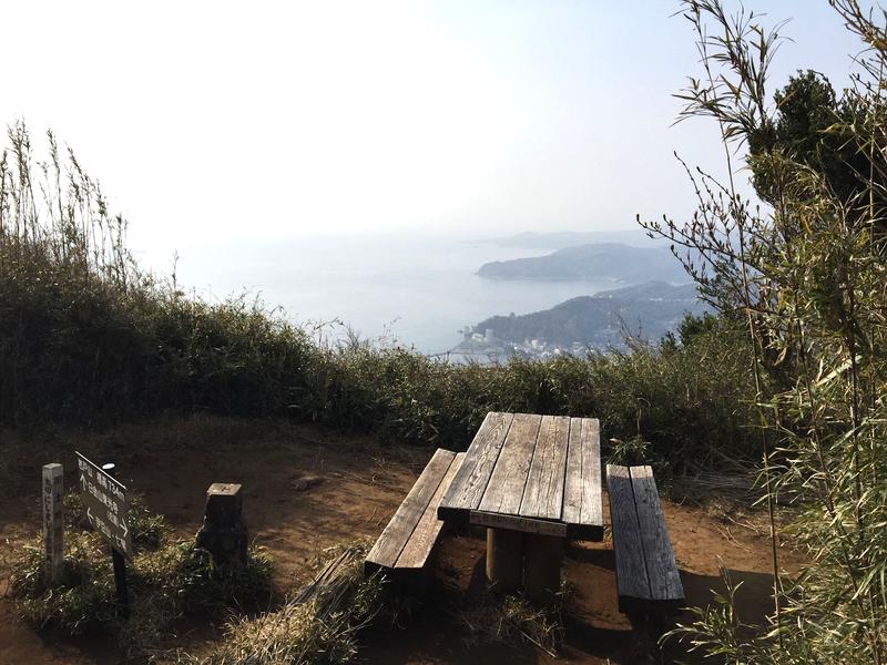 日金山から見た相模湾と真鶴半島